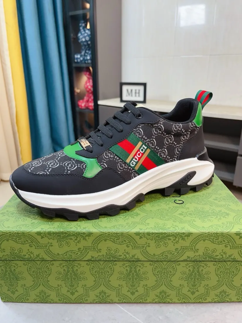 Men's shoes 💰458🌹🌹[GUCCI] Gucci's new lace-up casual men's shoes are on the market first, and the materials and workmanship are superior to all versions on the market. The highest quality shipped first-layer cowhide with imported original perforated materials➕Genuine leather lining, privately molded soft outsole, high foot comfort, imported special materials highlight the brand's unique charm, high-end customization 38-44